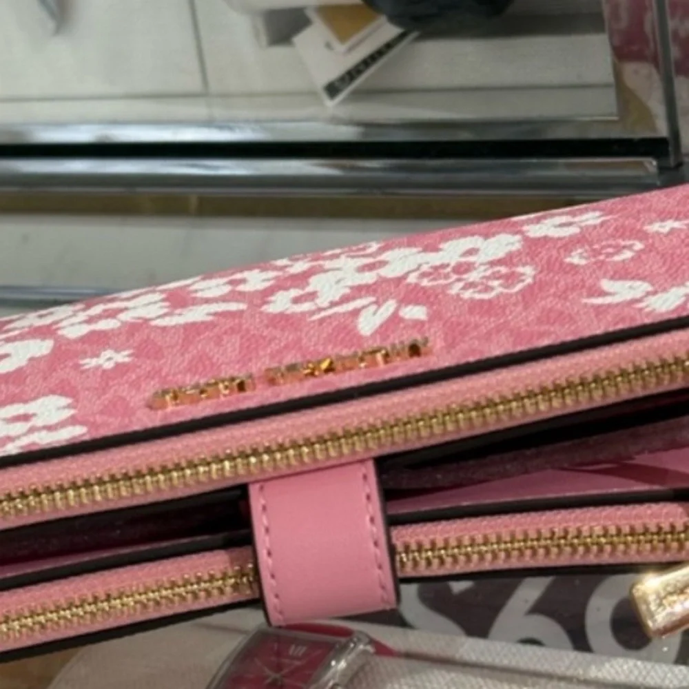 MICHAEL KORS JST Lg Double Zip Printed Sign Logo Wristlet Wallet CARNATION